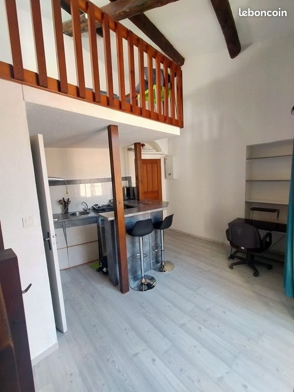 Appartement à louer, 24m², Nîmes