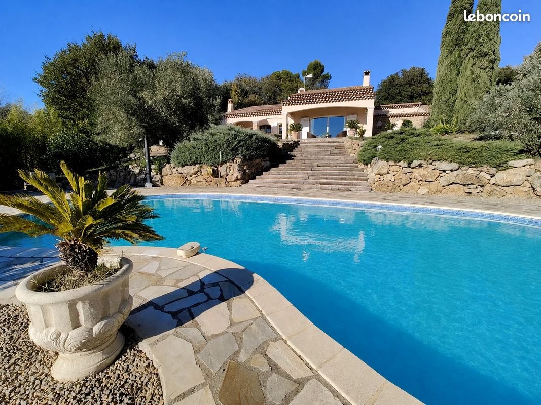 Maison à vendre, 200m², Lorgues