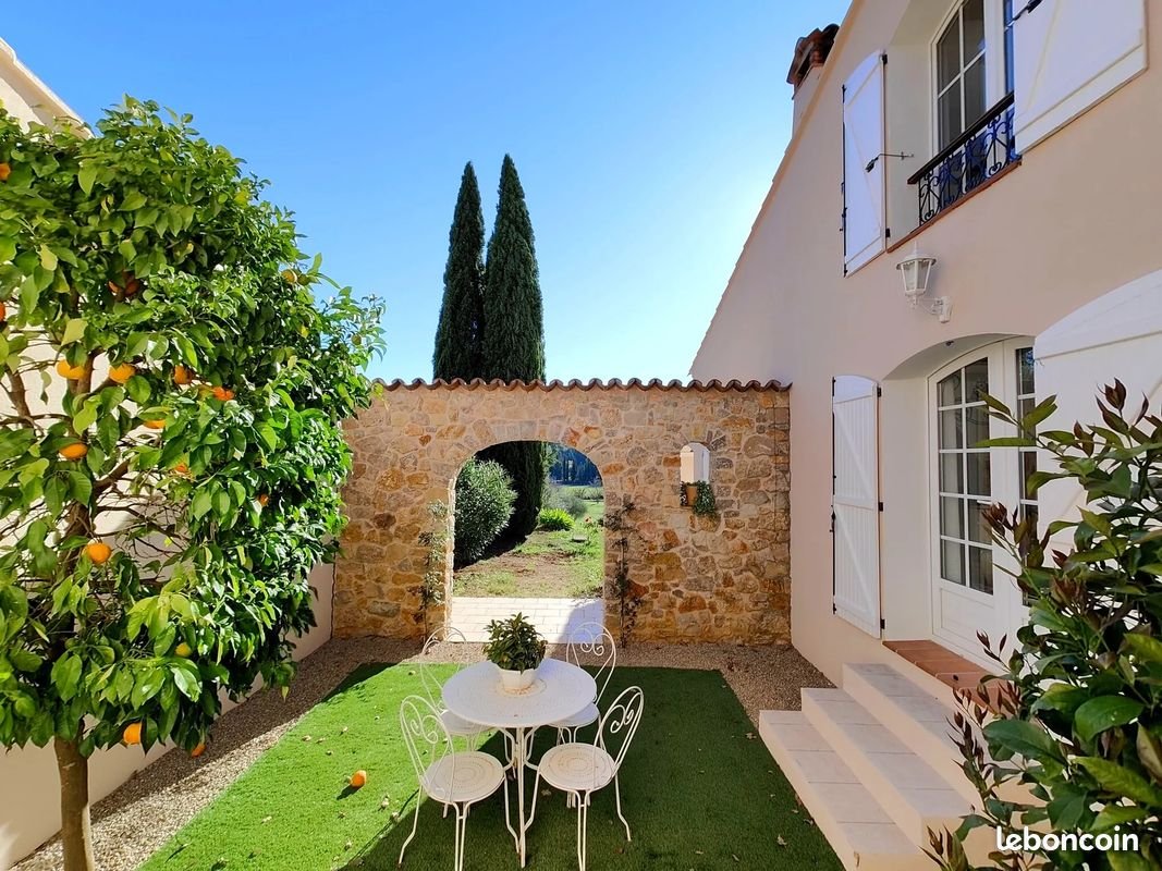 Maison à vendre, 200m², Lorgues