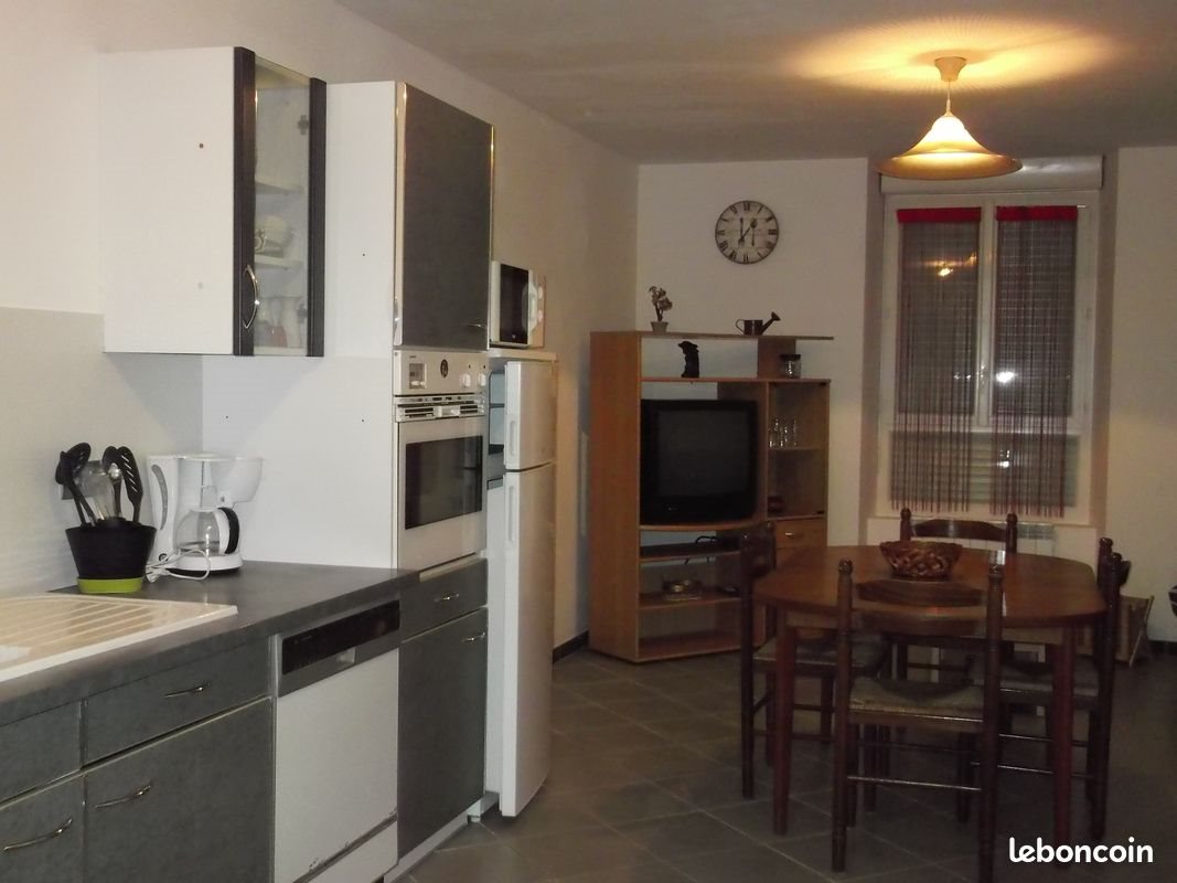 Appartement à louer, 60m², Riom-ès-Montagnes