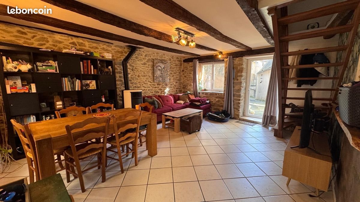 Maison à louer, 105m², Rieupeyroux
