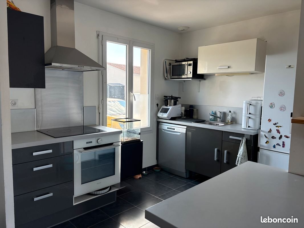Maison à louer, 80m², Cozes