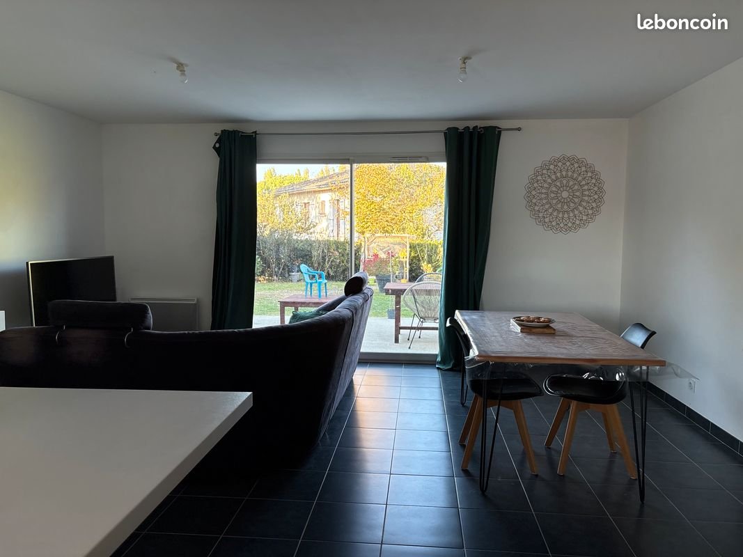 Maison à louer, 80m², Cozes