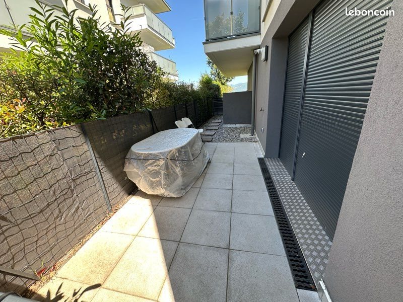 Appartement à louer, 43m², Etaux