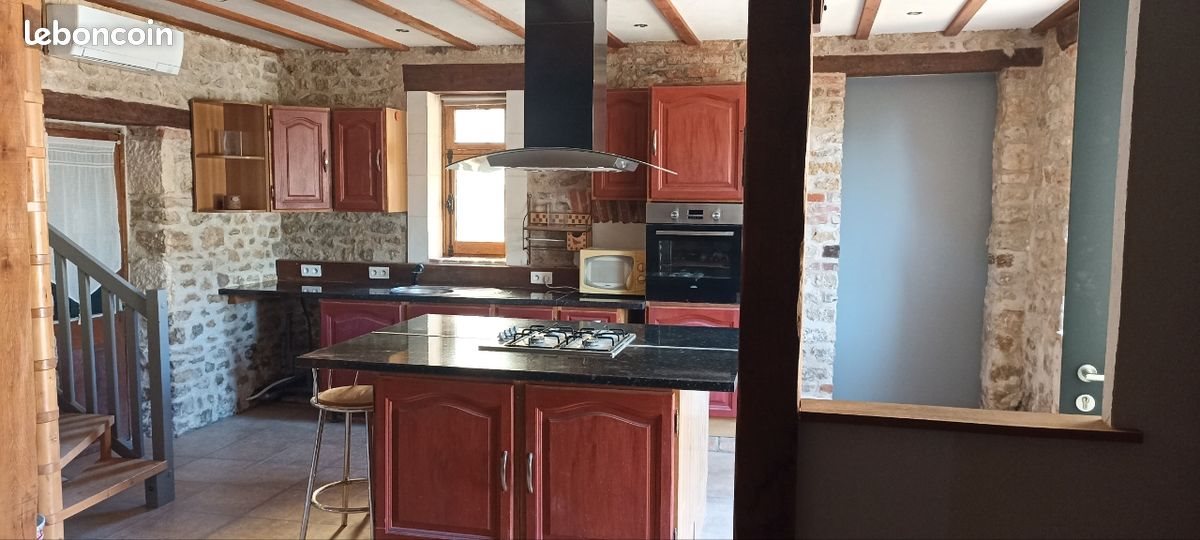 Maison à louer, 112m², Badecon-le-Pin