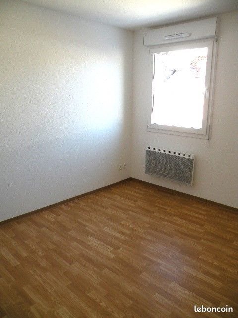 Appartement à louer, 48m², Les Hôpitaux-Neufs