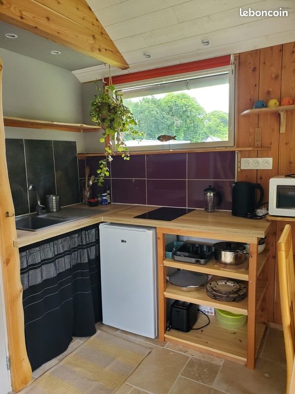 Maison à louer, 25m², Rostrenen