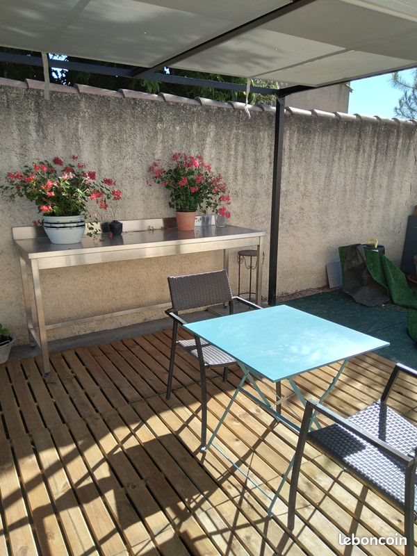 Appartement à louer, 25m², Vedène