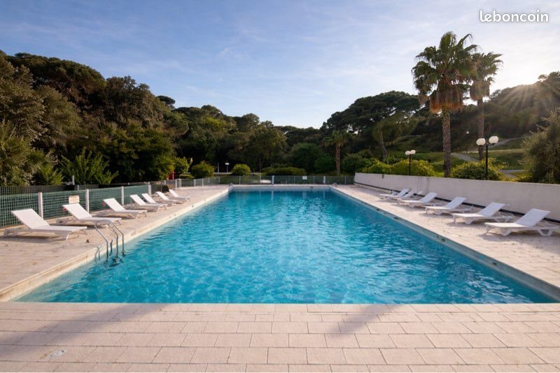 Maison à louer, 28m², Fréjus