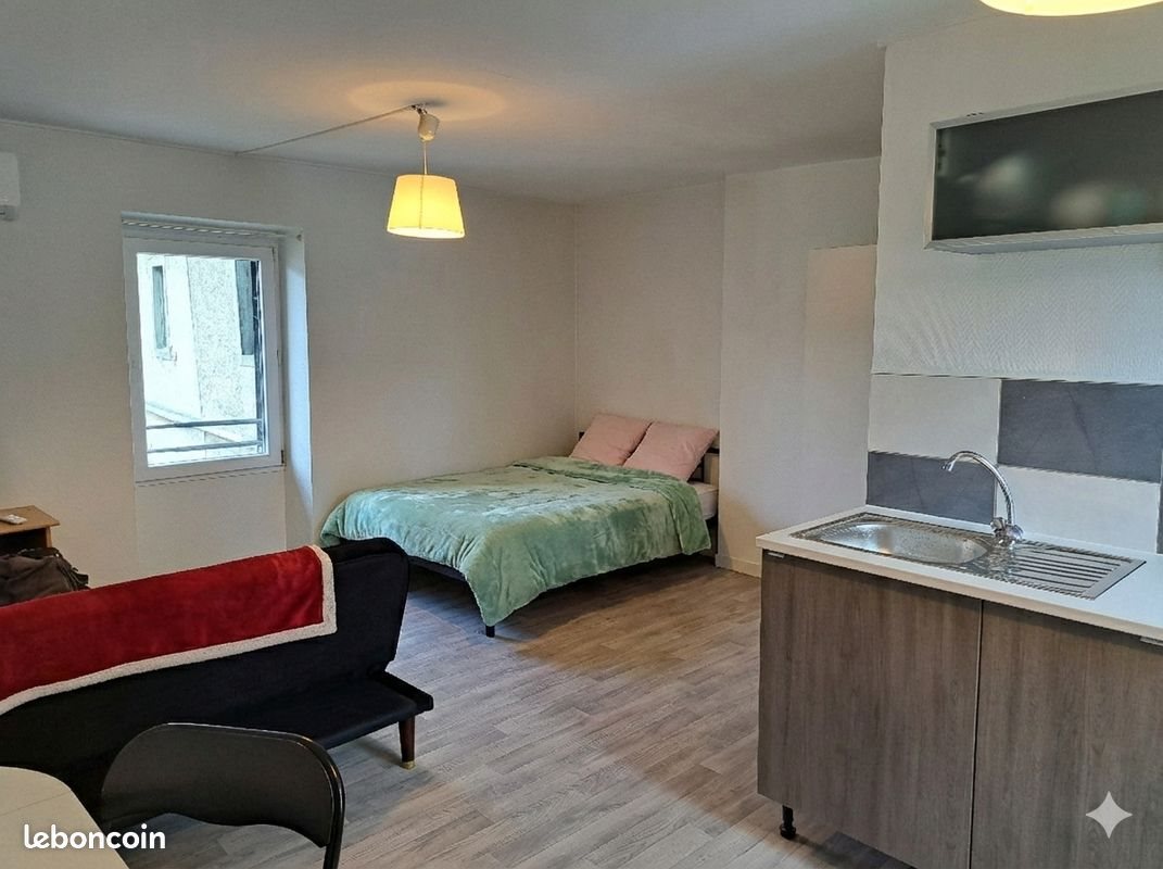 Appartement à louer, 25m², Lons-le-Saunier
