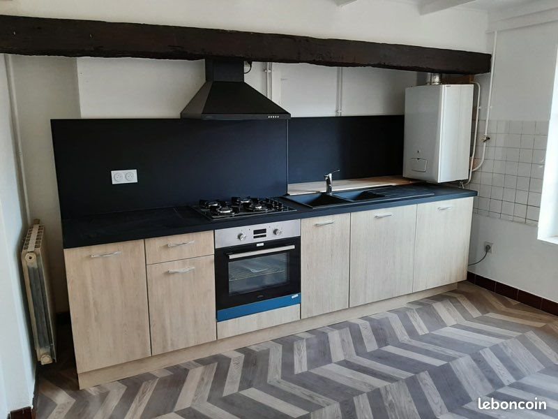 Appartement à louer, 55m², Figeac