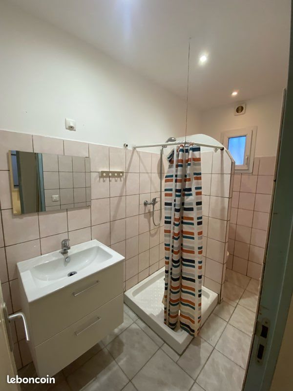 Appartement à louer, 33m², Vedène