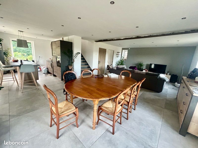 Maison à vendre, 160m², Usson-en-Forez