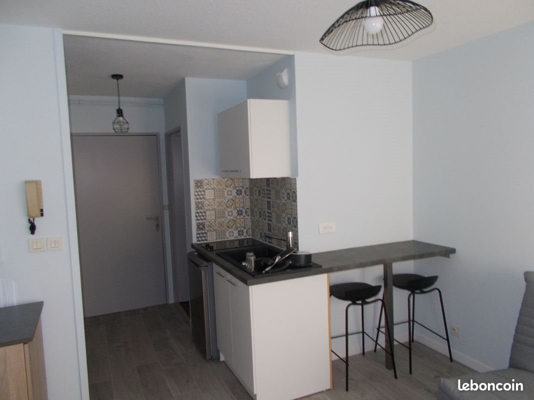Appartement à louer, 21m², Niort