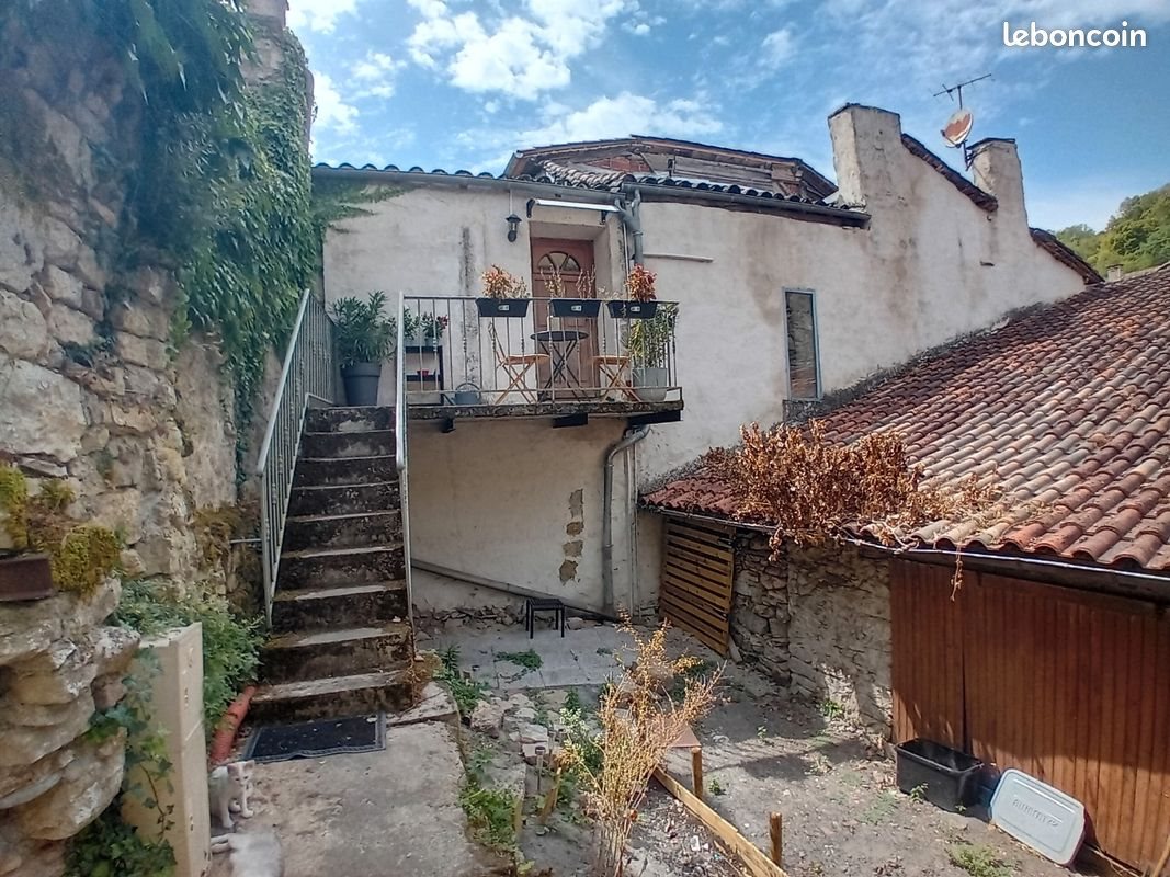 Appartement à louer, 45m², Caylus