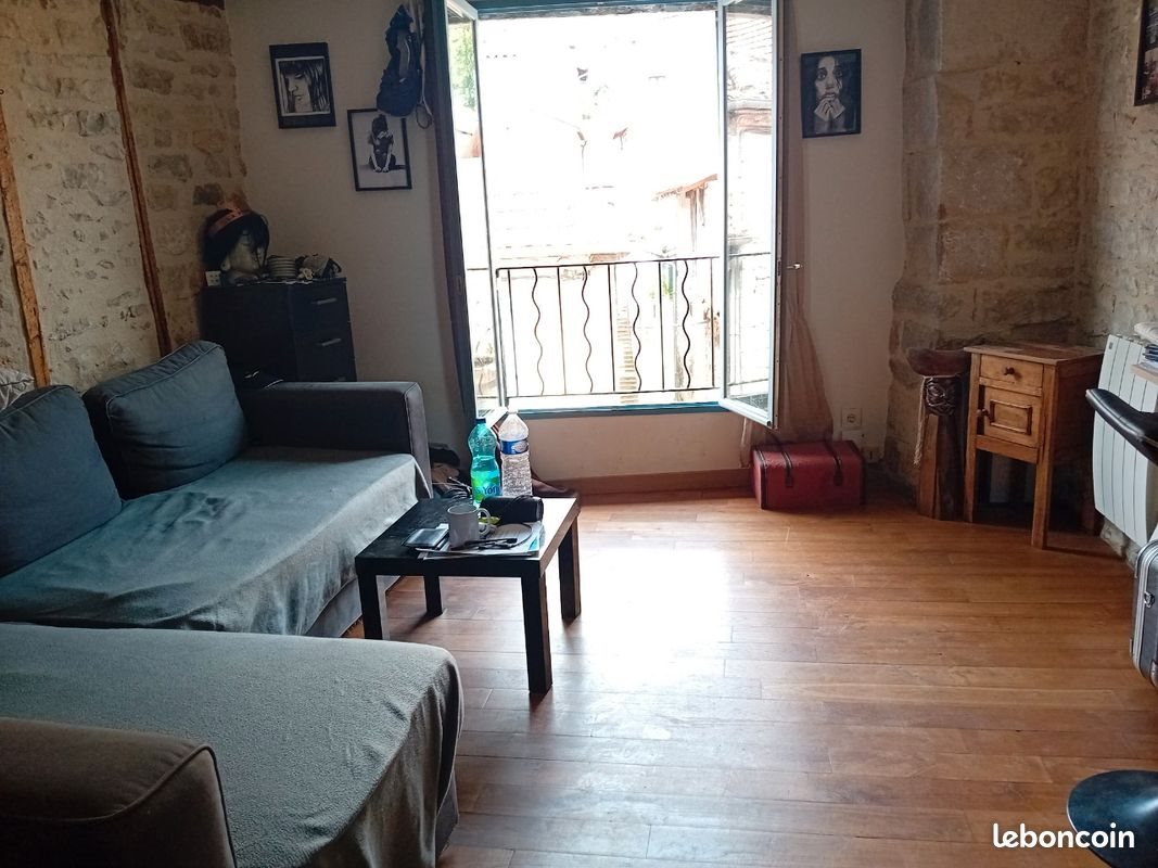 Appartement à louer, 45m², Caylus