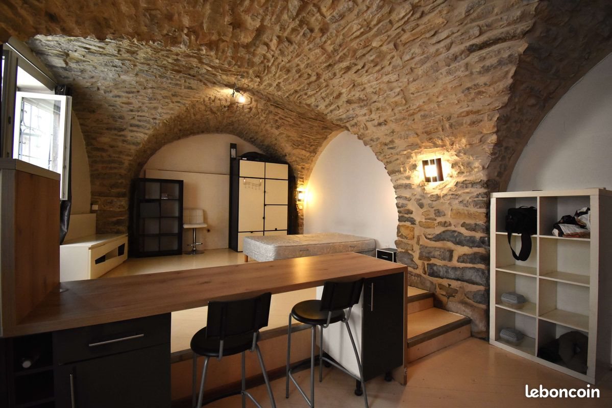 Appartement à louer, 39m², Nîmes