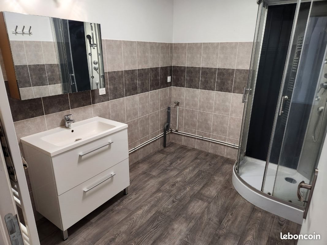 Appartement à louer, 80m², Ambert