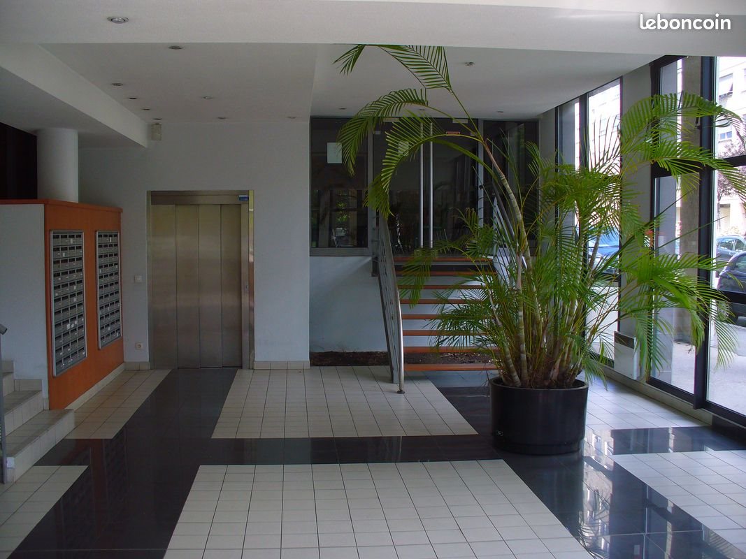 Appartement à louer, 26m², Lyon 8ème