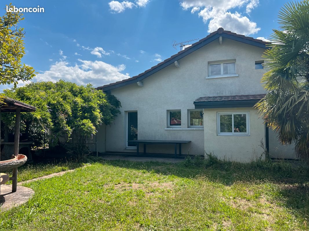 Maison à vendre, 121m², Vétraz-Monthoux