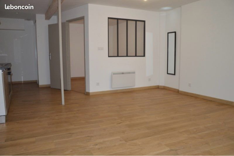 Appartement à louer, 45m², Belleville
