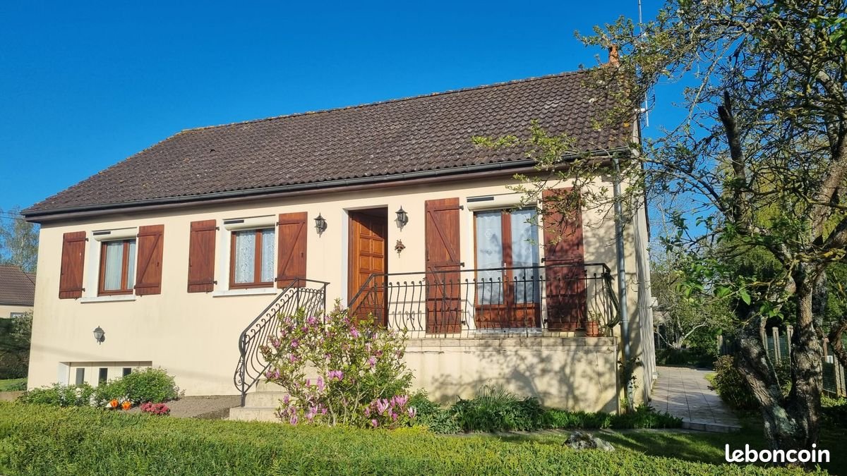Maison à vendre, 83m², Quelaines-Saint-Gault