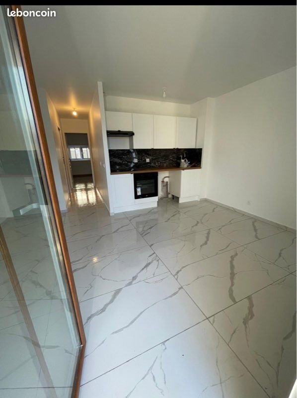 Appartement à louer, 40m², Saint-Cergues