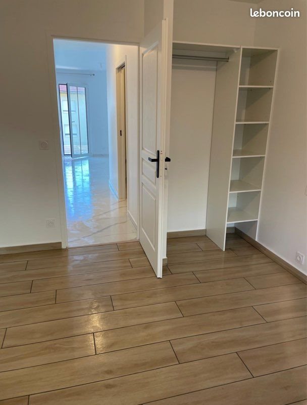 Appartement à louer, 40m², Saint-Cergues