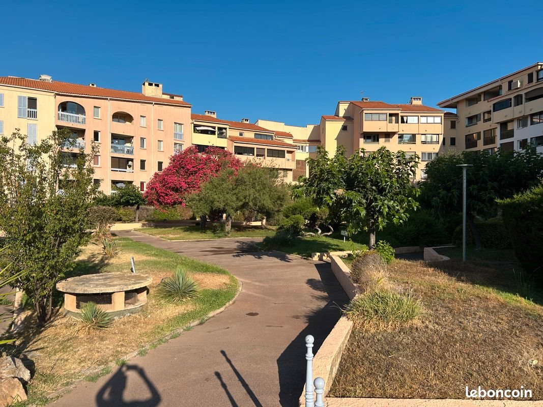 Appartement à vendre, 21m², Fréjus