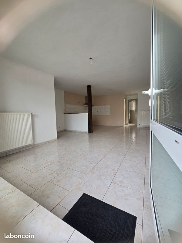 Appartement à louer, 47m², Bologne