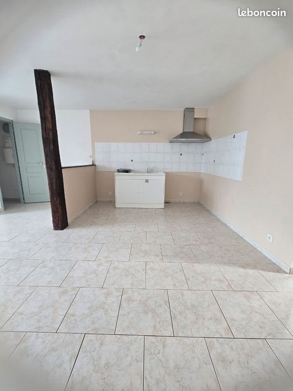Appartement à louer, 47m², Bologne