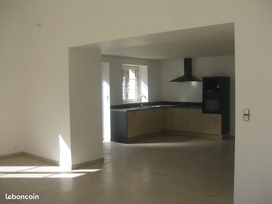 Maison à louer, 120m², Raival