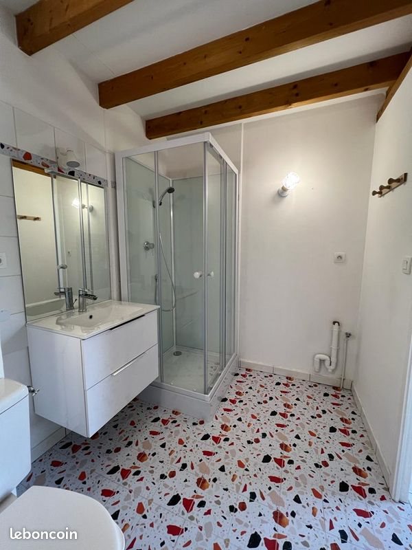 Appartement à louer, 38m², Saintes
