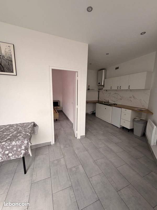 Appartement à louer, 29m², Saint-Quentin