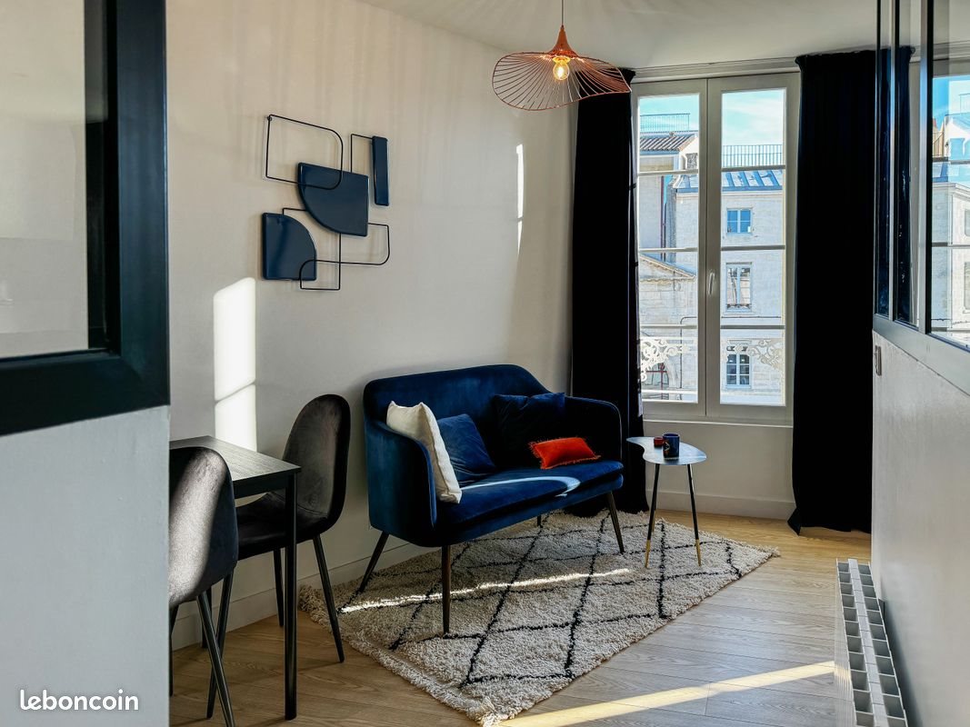 Appartement à louer, 30m², Niort