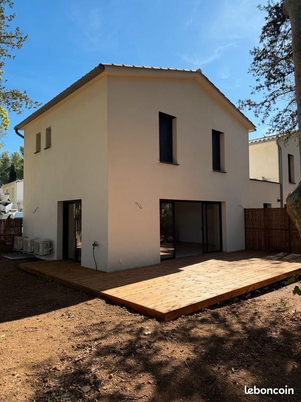 Maison à louer, 90m², Valergues