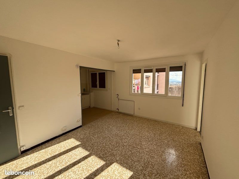 Appartement à louer, 38m², Marseille 15ème