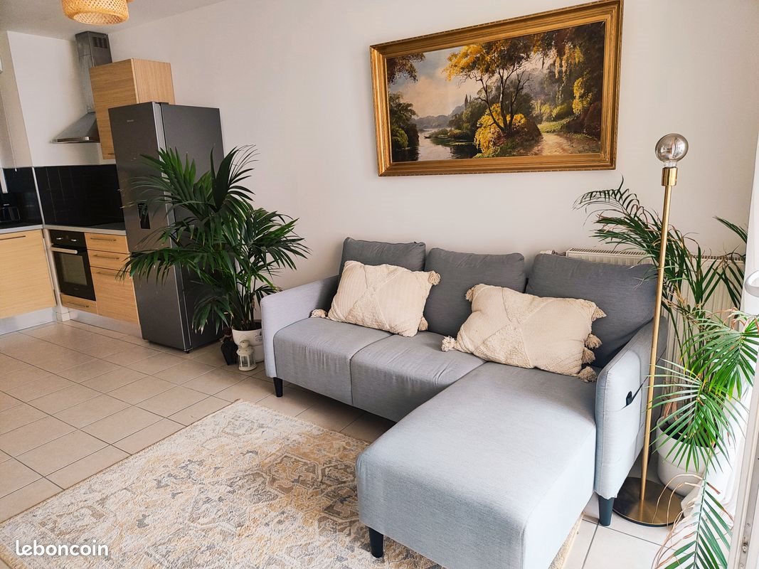 Appartement à louer, 40m², Saint-Apollinaire