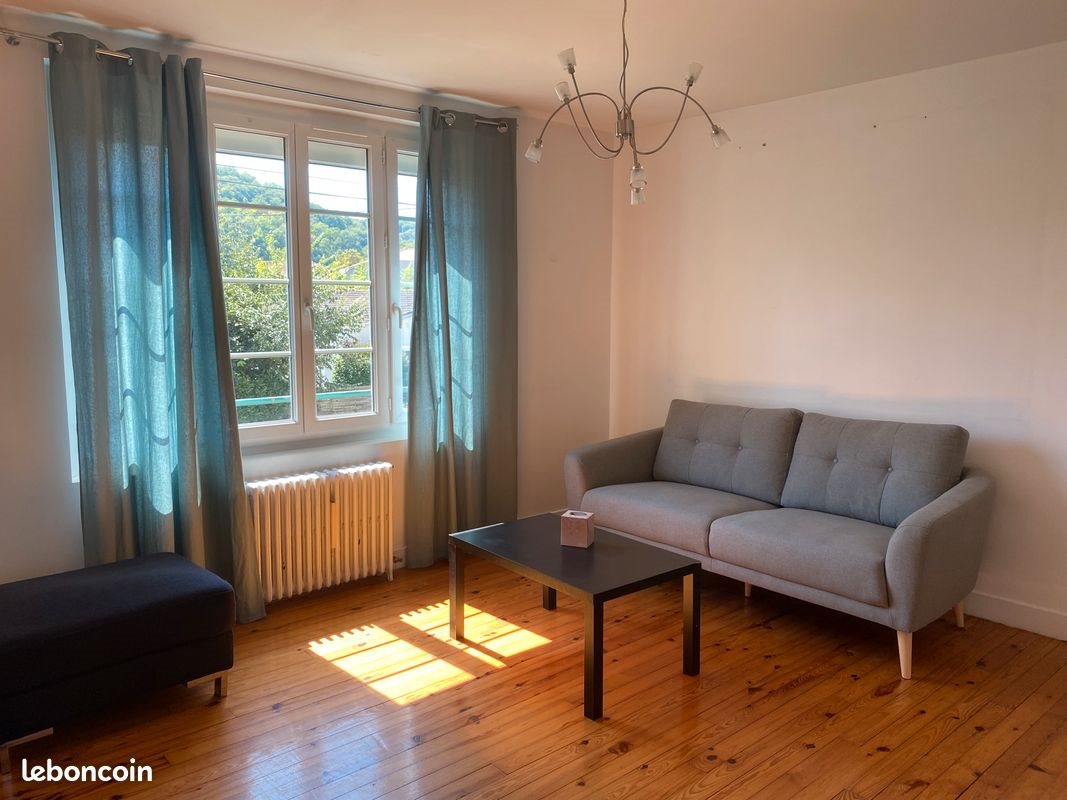 Appartement à louer, 67m², Figeac