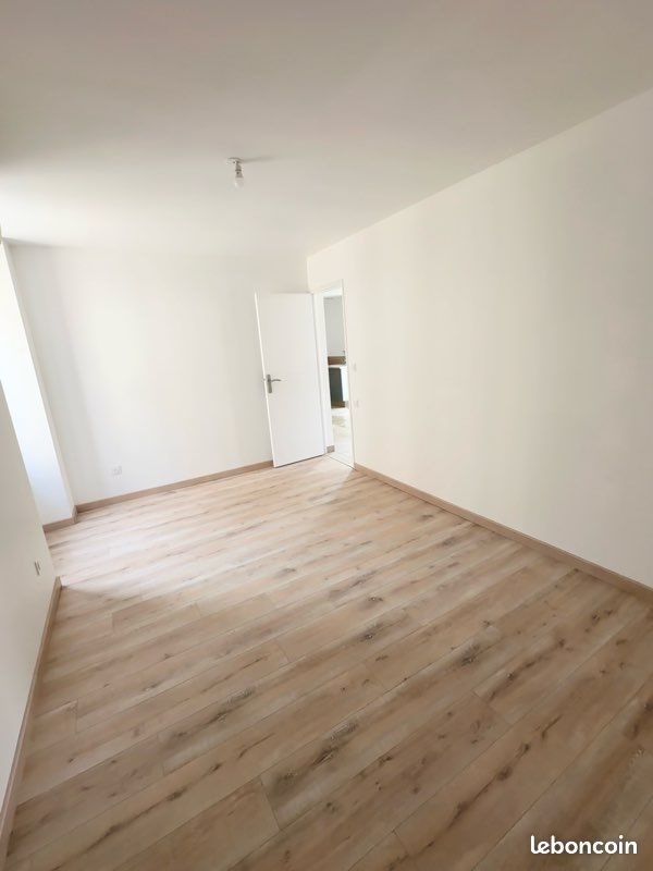 Appartement à louer, 60m², Saint-Florentin