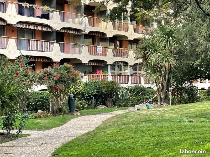 Appartement à louer, 58m², Mandelieu-la-Napoule