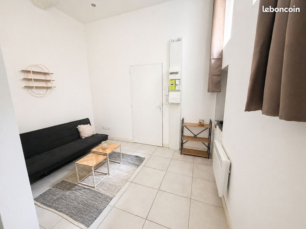 Appartement à louer, 17m², Béziers