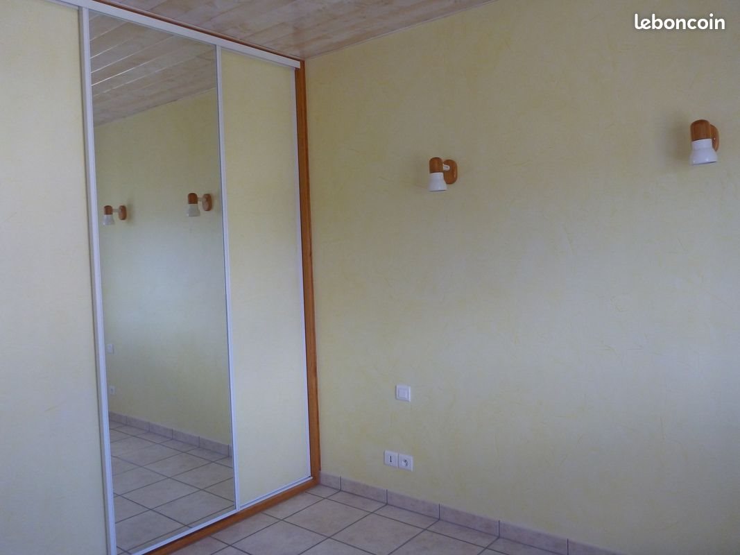 Appartement à louer, 32m², Saint-Chély-d'Apcher