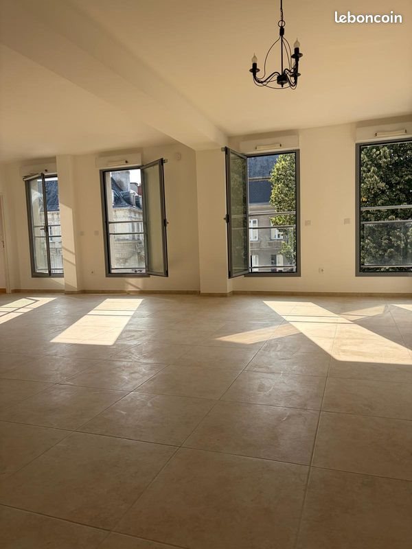 Appartement à louer, 117m², Châtellerault