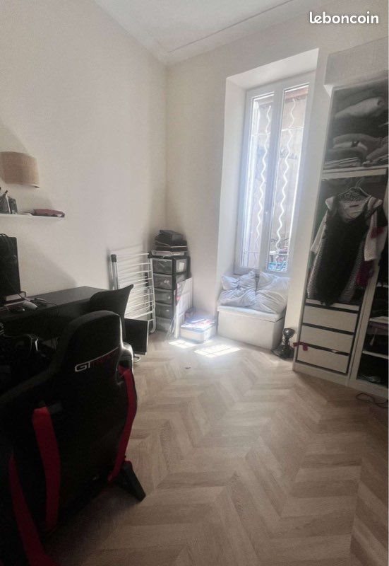 Appartement à louer, 54m², Nîmes