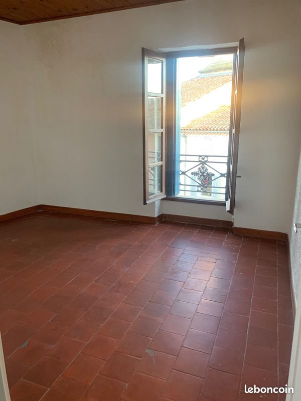 Appartement à louer, 45m², Vias
