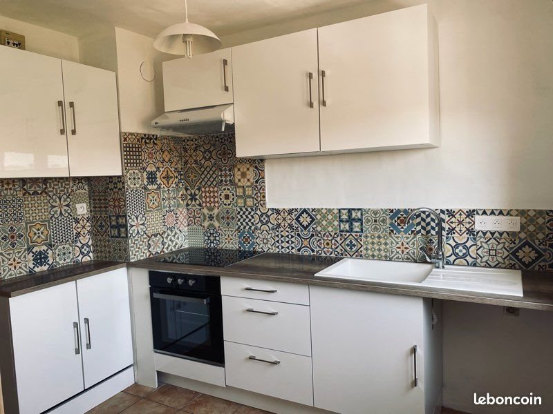 Appartement à louer, 57m², Saint-Paul-Trois-Châteaux