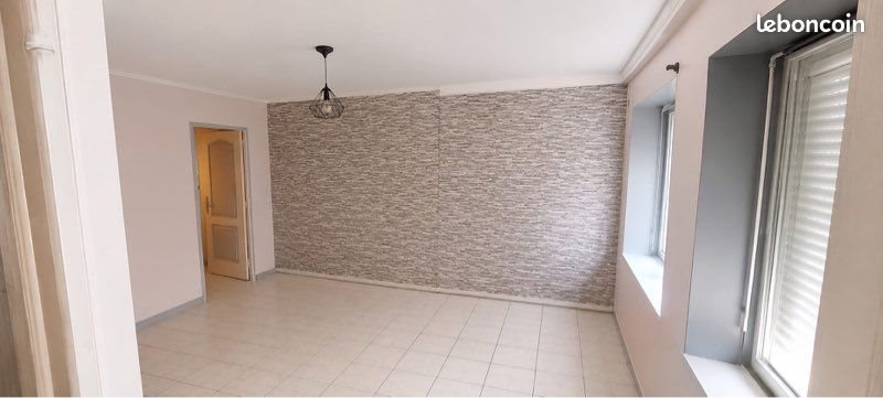 Appartement à louer, 38m², Castine-en-Plaine