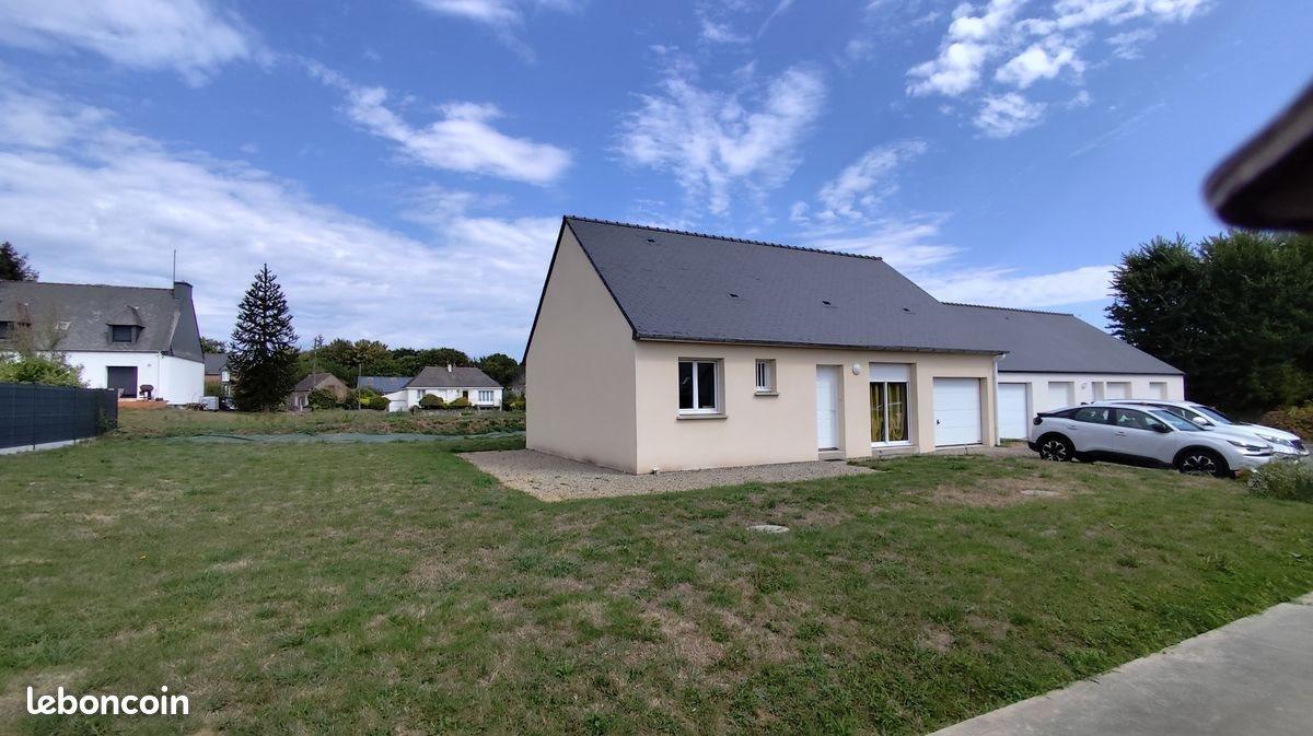 Maison à louer, 76m², Pluméliau