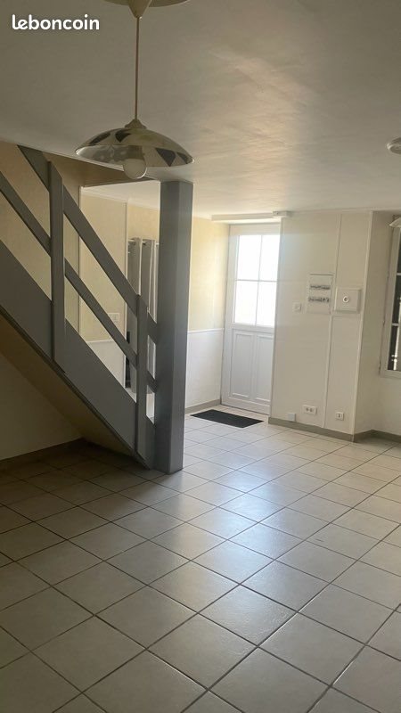 Maison à louer, 60m², Saint-Laurent-de-Cognac
